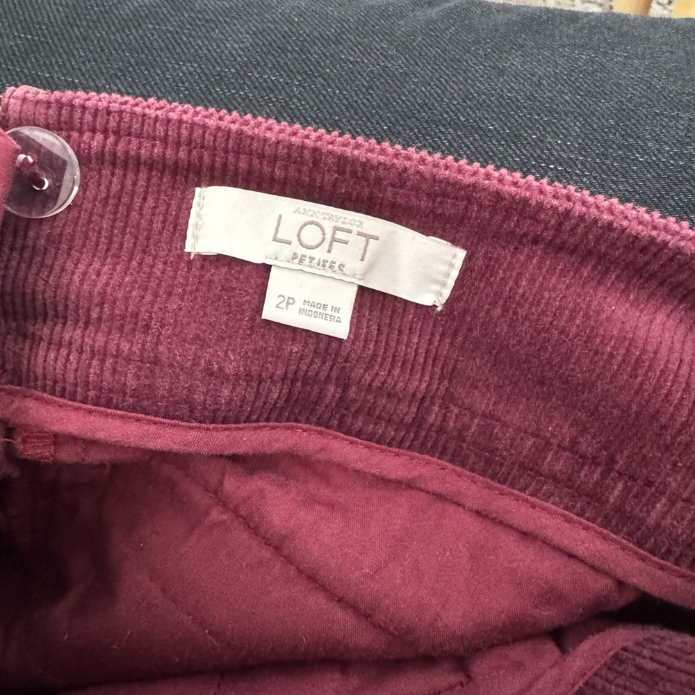 LOFT Petite Red Mini Pencil Skirt for Casual Work - Picture 3 of 3